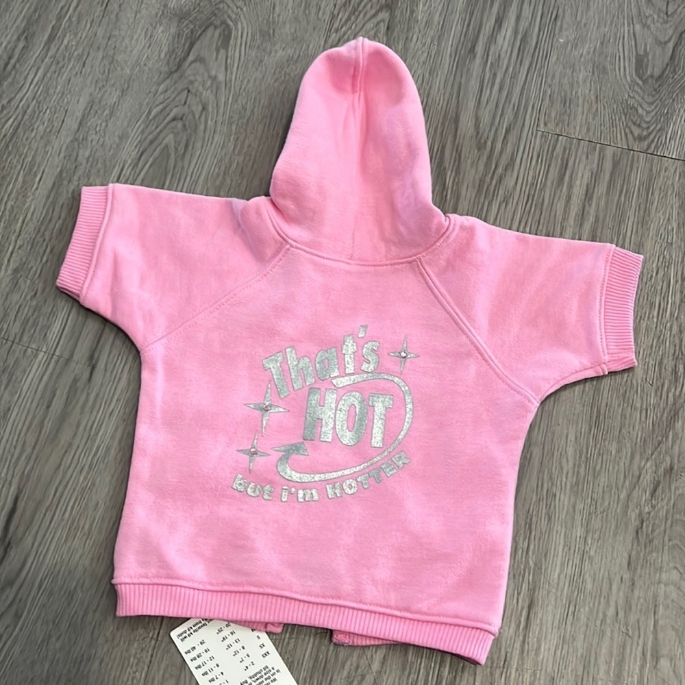 Doggie pink hoodie That’s hot 🐶